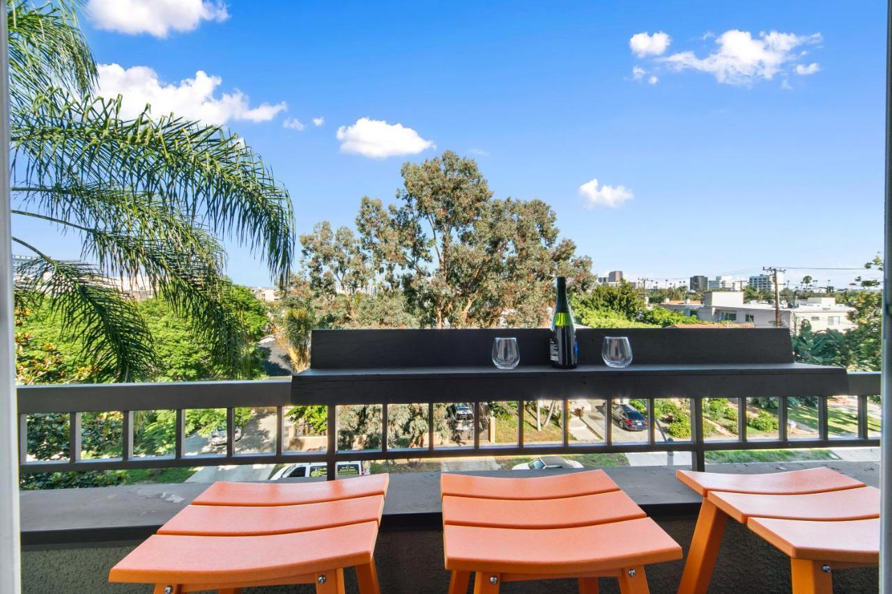 Beverly Hills 2 Bed 2 Bath Penthouse With Den And Parking 414 Λος Άντζελες Εξωτερικό φωτογραφία