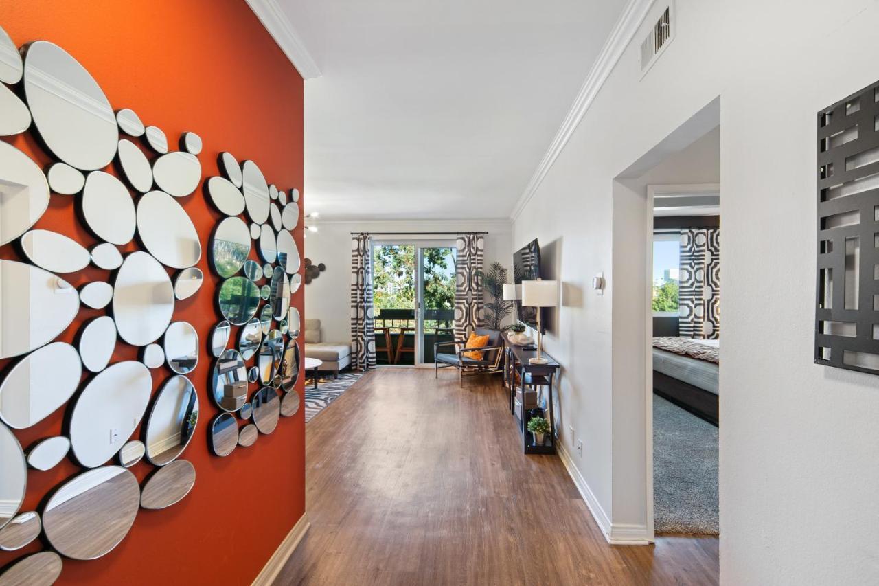 Beverly Hills 2 Bed 2 Bath Penthouse With Den And Parking 414 Λος Άντζελες Εξωτερικό φωτογραφία
