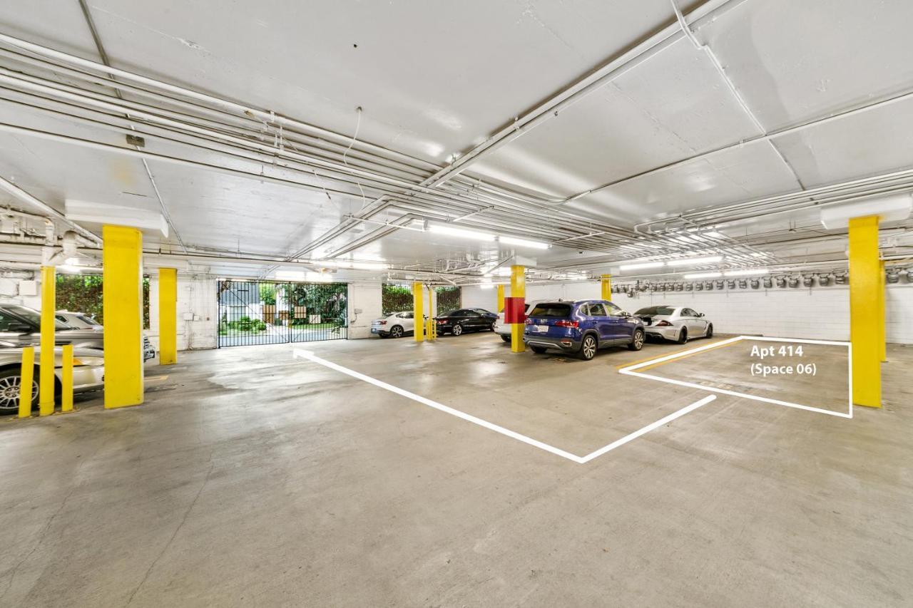 Beverly Hills 2 Bed 2 Bath Penthouse With Den And Parking 414 Λος Άντζελες Εξωτερικό φωτογραφία