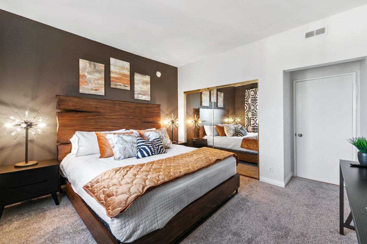 Beverly Hills 2 Bed 2 Bath Penthouse With Den And Parking 414 Λος Άντζελες Εξωτερικό φωτογραφία