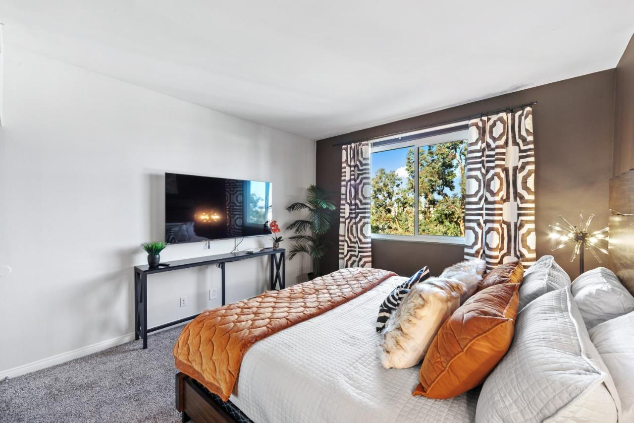 Beverly Hills 2 Bed 2 Bath Penthouse With Den And Parking 414 Λος Άντζελες Εξωτερικό φωτογραφία