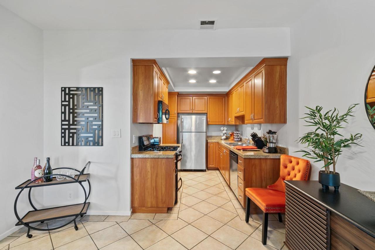 Beverly Hills 2 Bed 2 Bath Penthouse With Den And Parking 414 Λος Άντζελες Εξωτερικό φωτογραφία