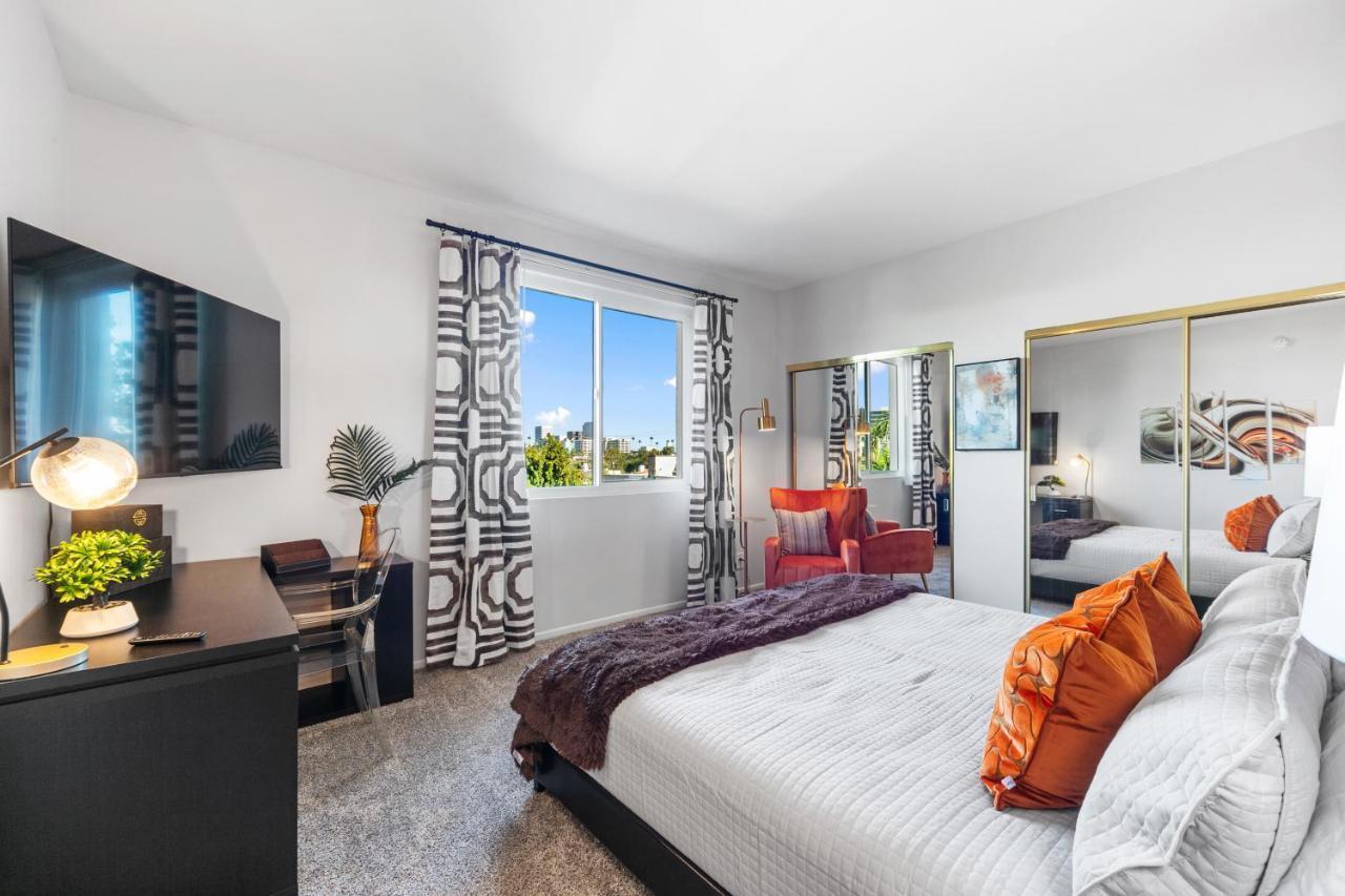 Beverly Hills 2 Bed 2 Bath Penthouse With Den And Parking 414 Λος Άντζελες Εξωτερικό φωτογραφία